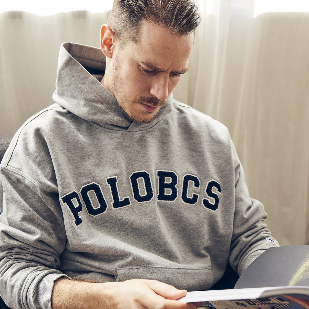 【MEN’S】アーチロゴ裏毛フーディー