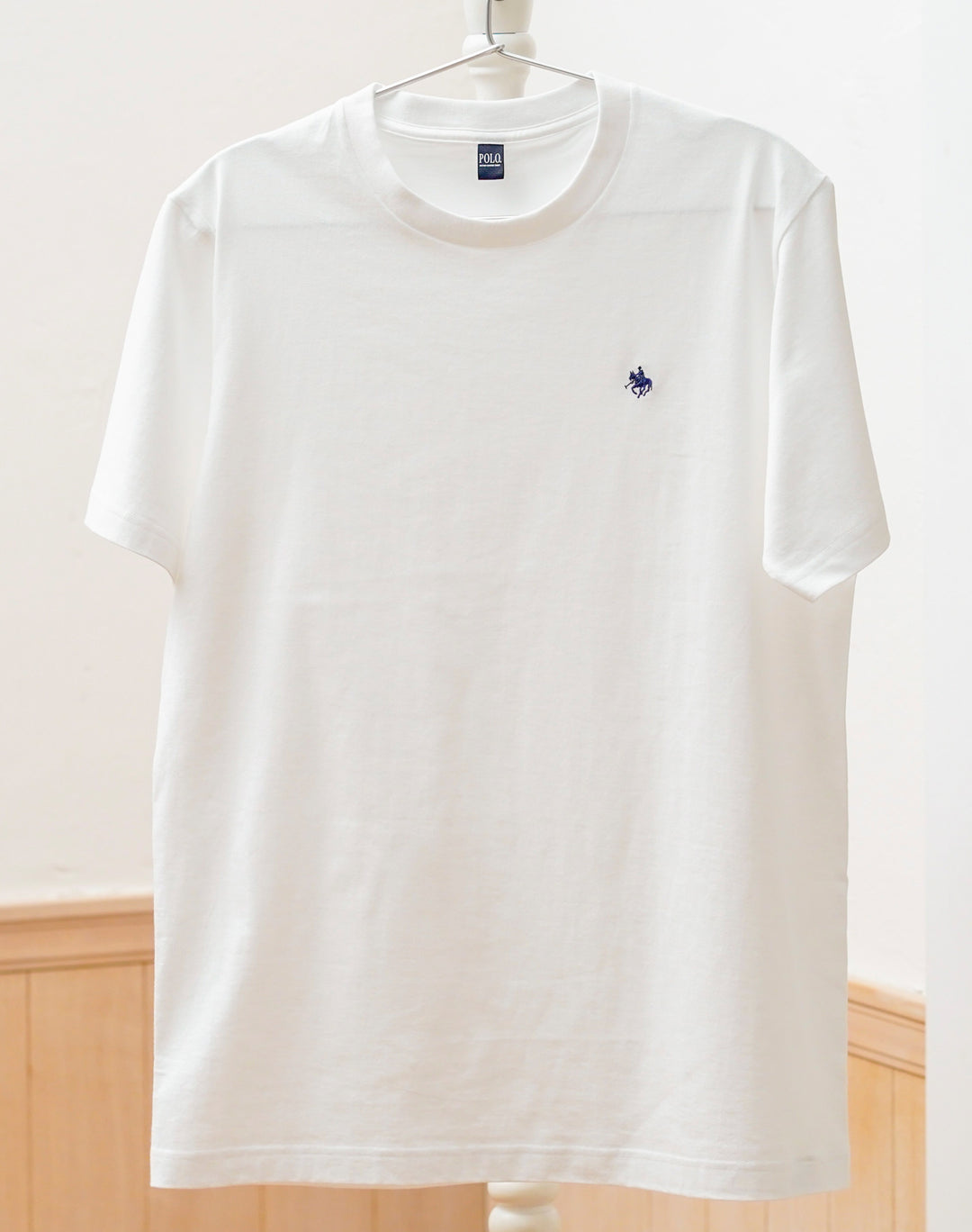 【MEN’S】ワンポイント刺繍クルーネックTシャツ